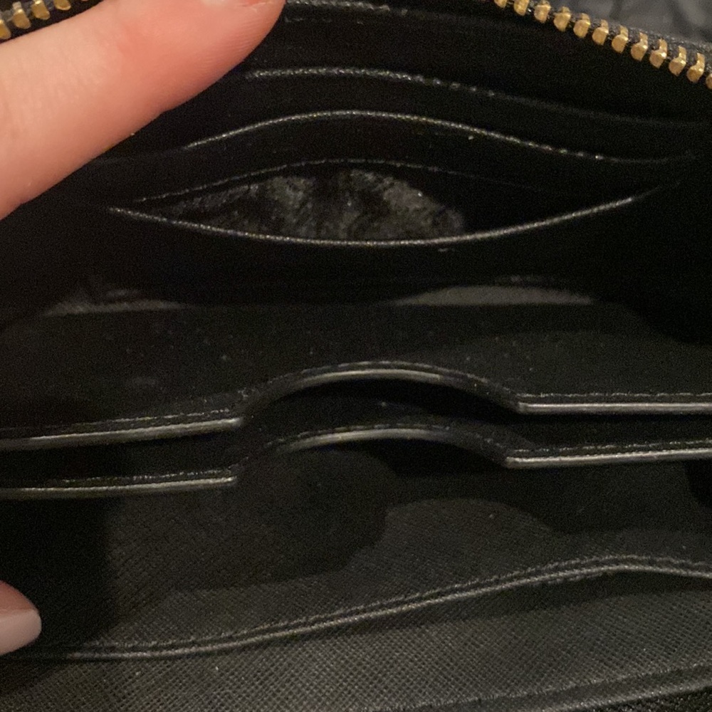 Michael kors wallet - Picture 3 of 3
